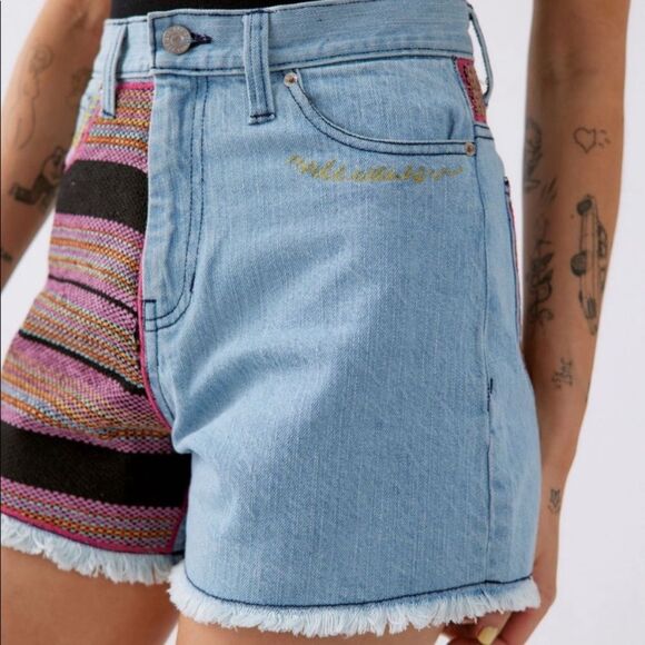 COPY - Urban Outfitters BDG A-Line High Rise Boho Cutoff Denim Blanket Patchwor… - Picture 3 of 15